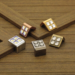 AARYAN - ZIRCONIA CRYSTAL KNOB